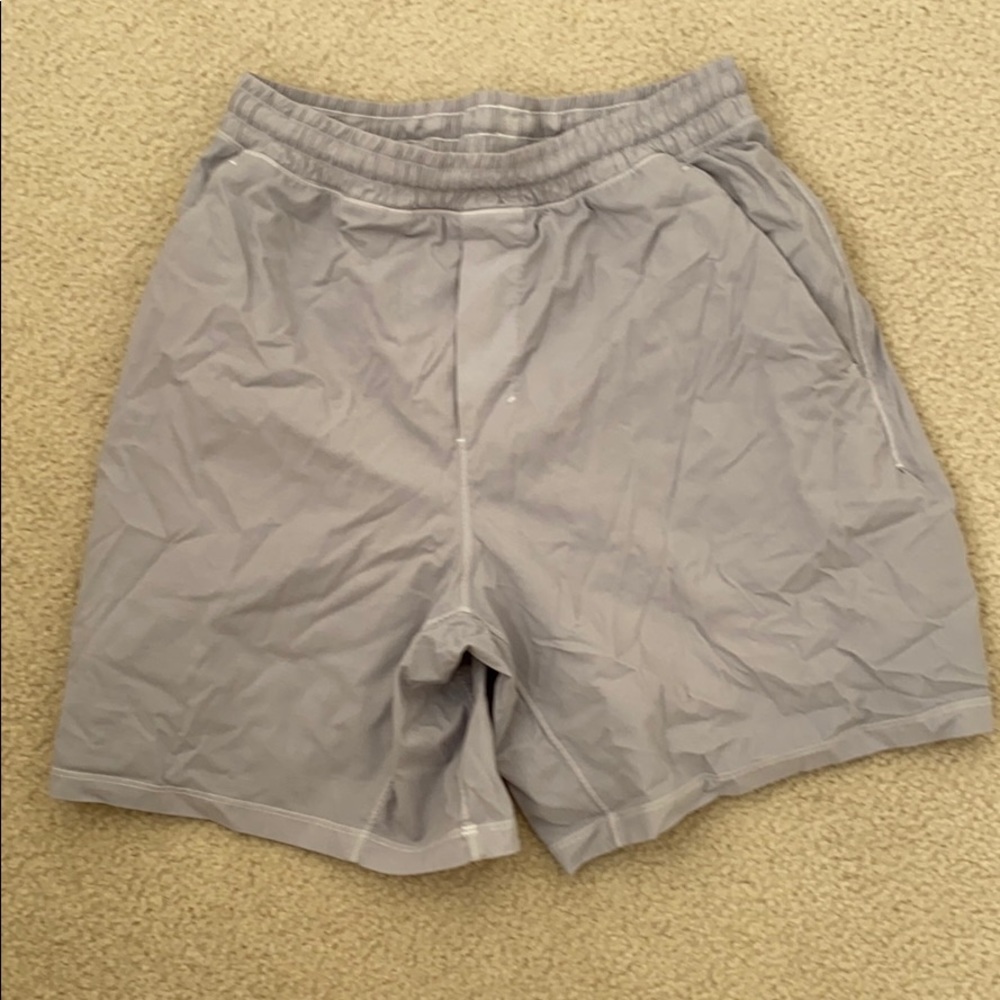 Men’s Lululemon Running Shorts(used)